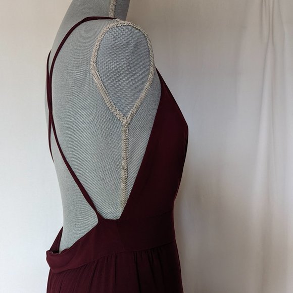 Windsor Burgundy Satin Formal Gown Dress Criss Cross Strappy Deep V-Neck M /S - Picture 9 of 9